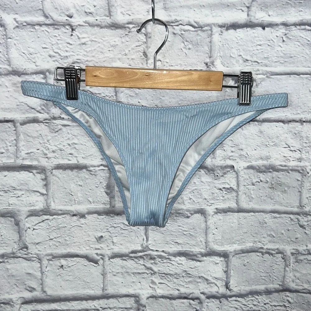 PINK by Victorias secret | light blue | size M